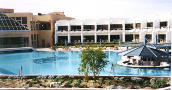 Photos Facade and pool, Hilton Resort Hurghada Hotel Accommodation Egypt
