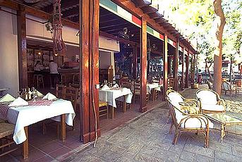 Photos Food court, Sheraton Hotel Luxor Accommodation Egypt