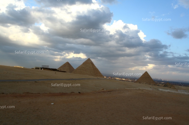 Photo Pyramid